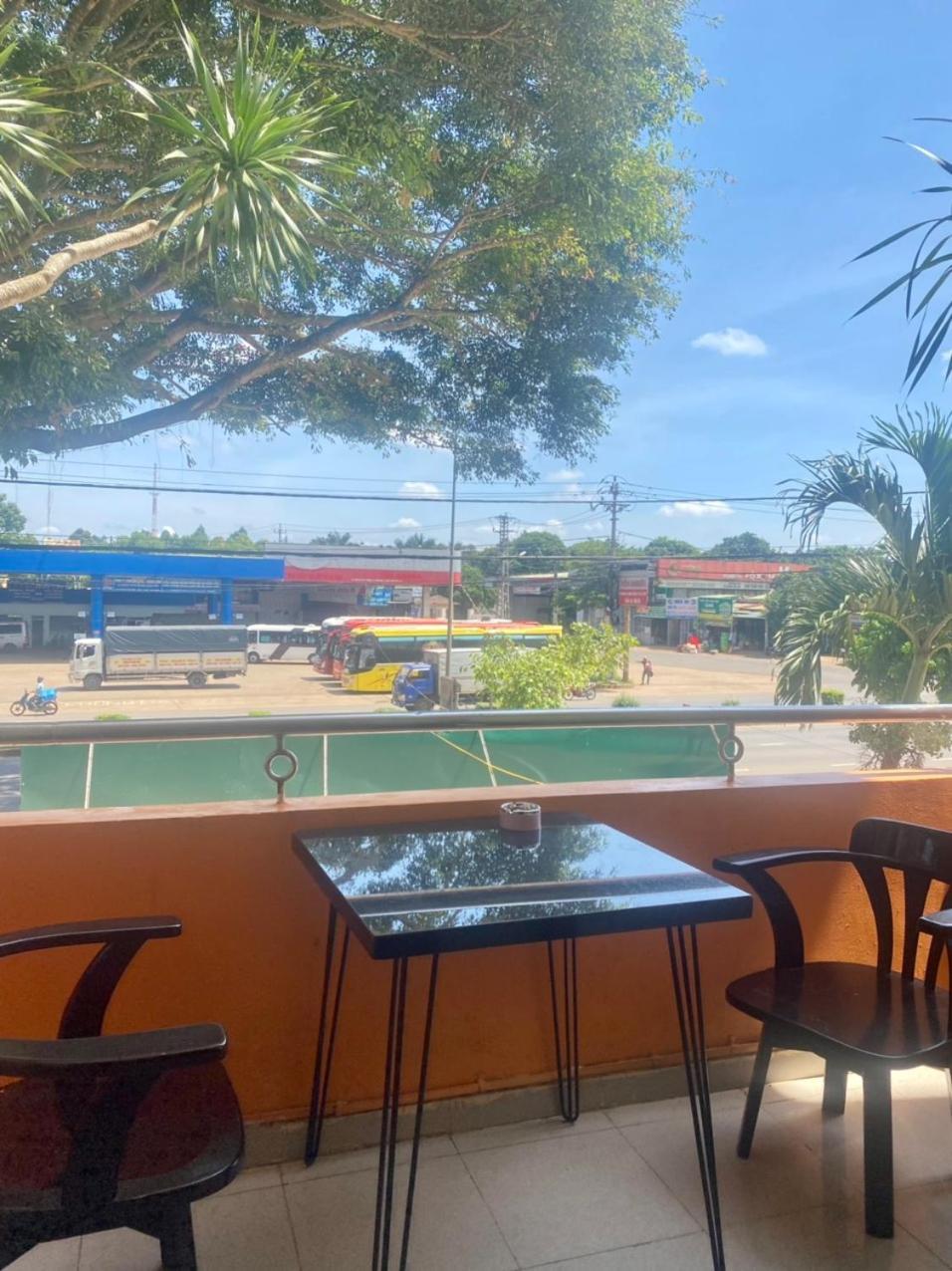 Hotel Khach San Ban Me Xanh Buôn Ma Thuột Zewnętrze zdjęcie
