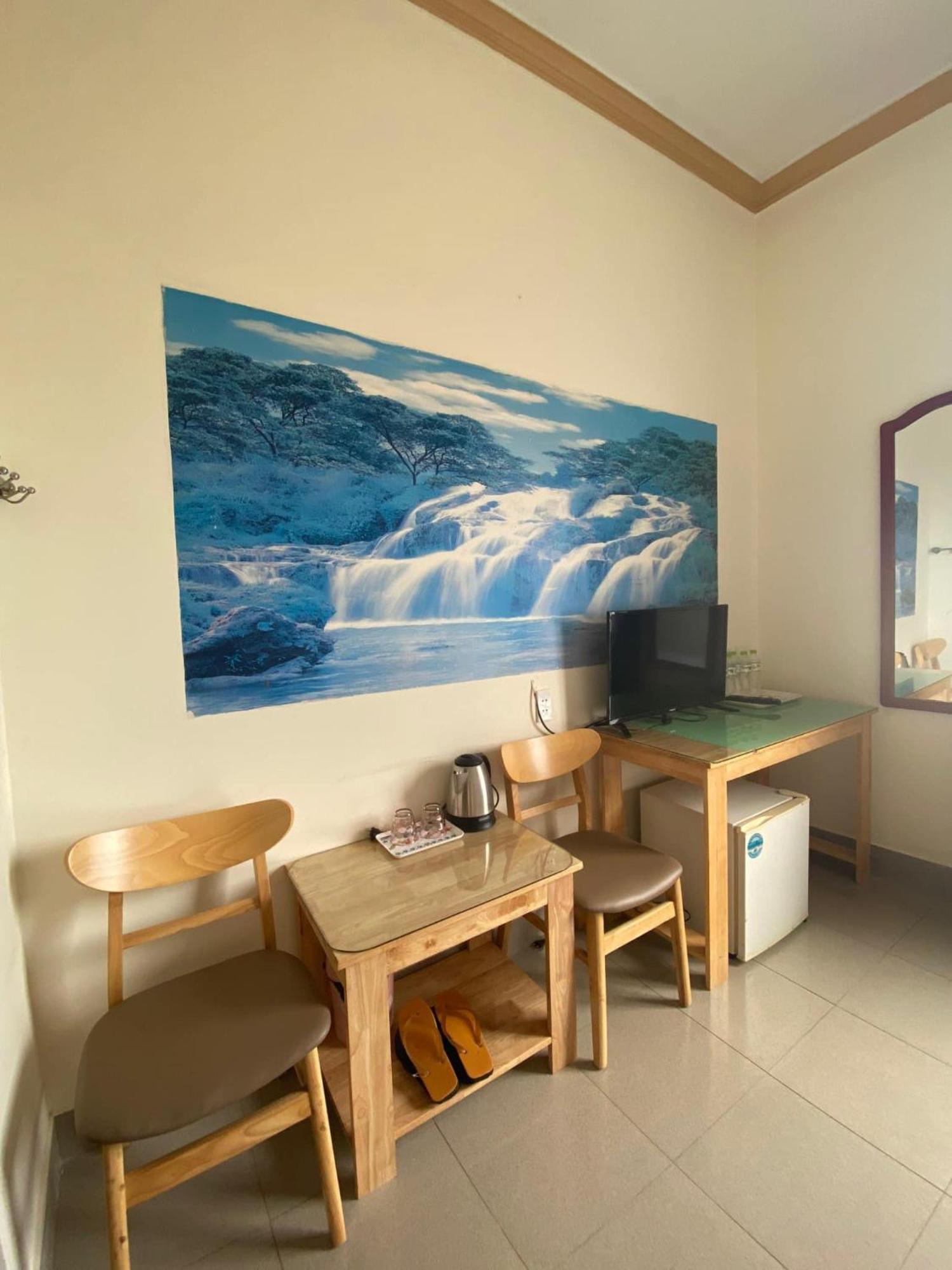 Hotel Khach San Ban Me Xanh Buôn Ma Thuột Zewnętrze zdjęcie